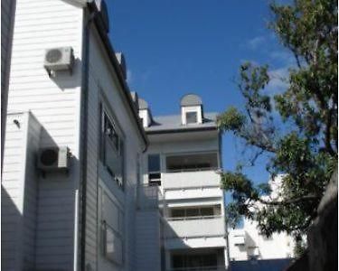 T3 Dans Residence Bon Standing Tres Proche Centre Ville Saint Denis Esterno foto