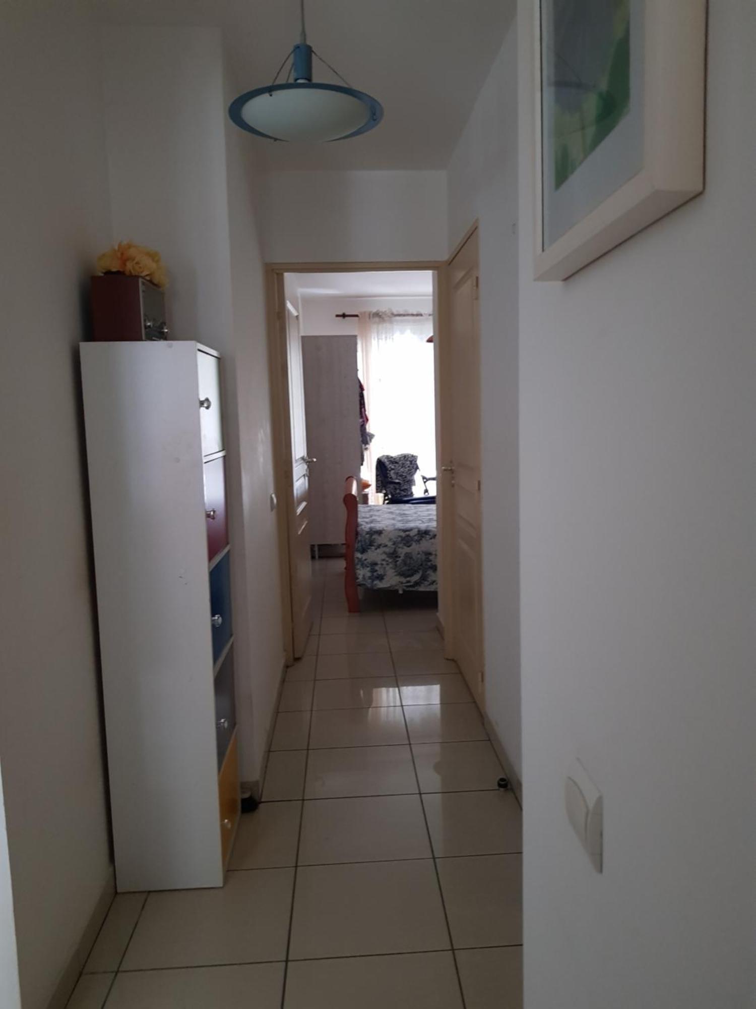 T3 Dans Residence Bon Standing Tres Proche Centre Ville Saint Denis Esterno foto